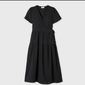 Universal thread black wrap dress with pockets